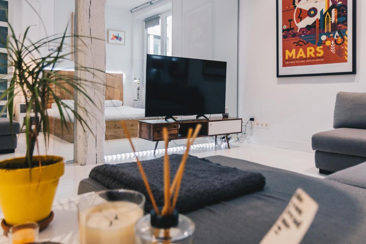 Plaza Nueva Apartment By People Rentals Bilbao Zewnętrze zdjęcie