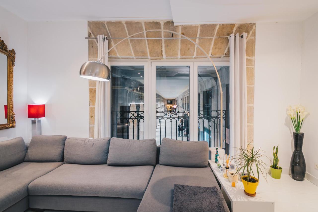 Plaza Nueva Apartment By People Rentals Bilbao Zewnętrze zdjęcie