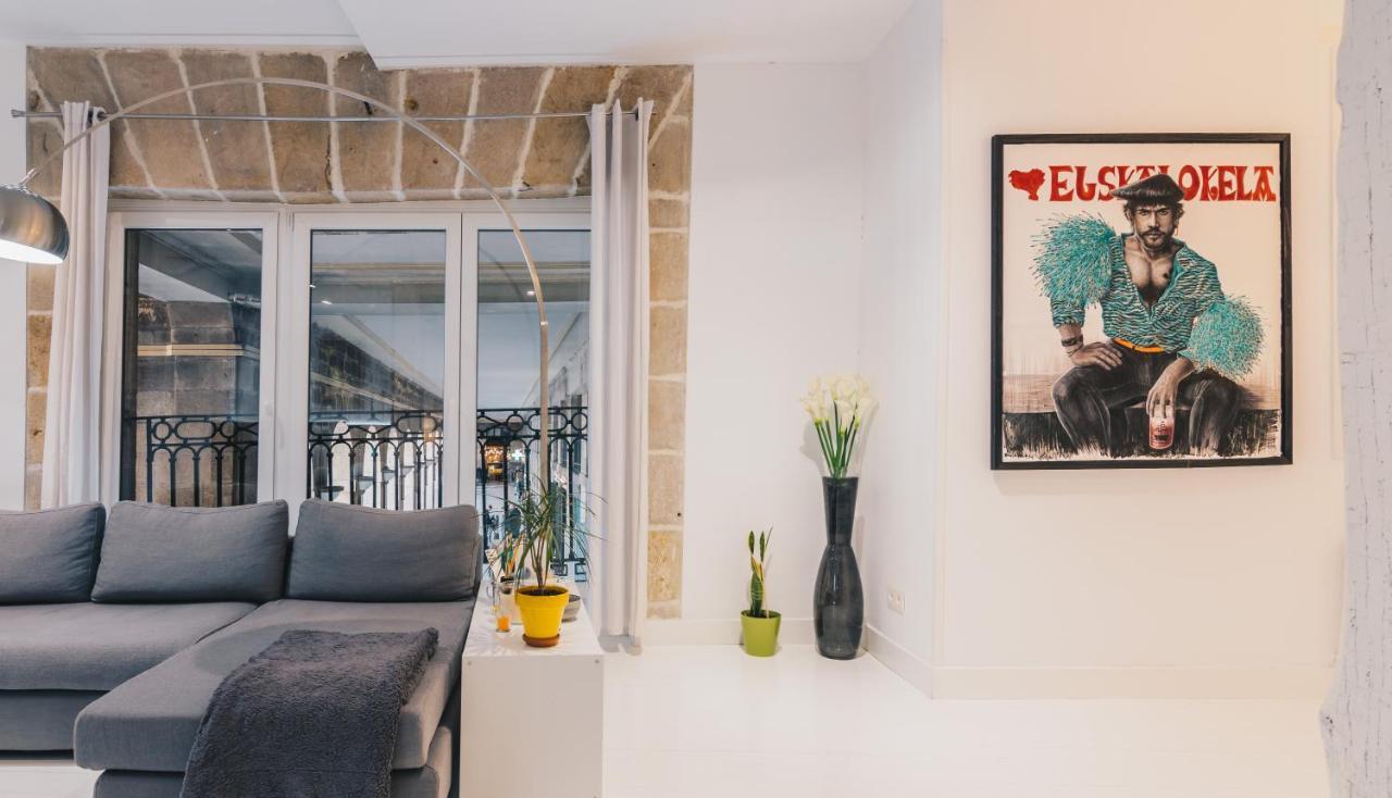Plaza Nueva Apartment By People Rentals Bilbao Zewnętrze zdjęcie